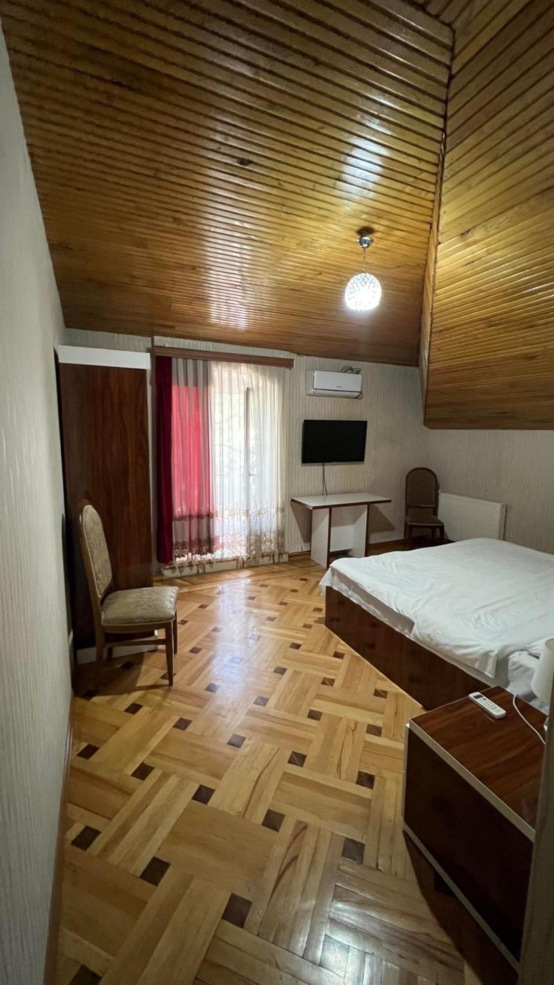 Отель Marco Polo Кутаиси Экстерьер фото