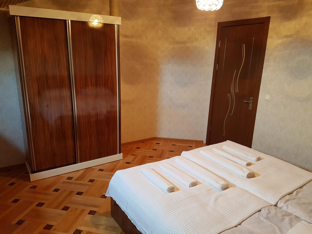 Отель Marco Polo Кутаиси Экстерьер фото