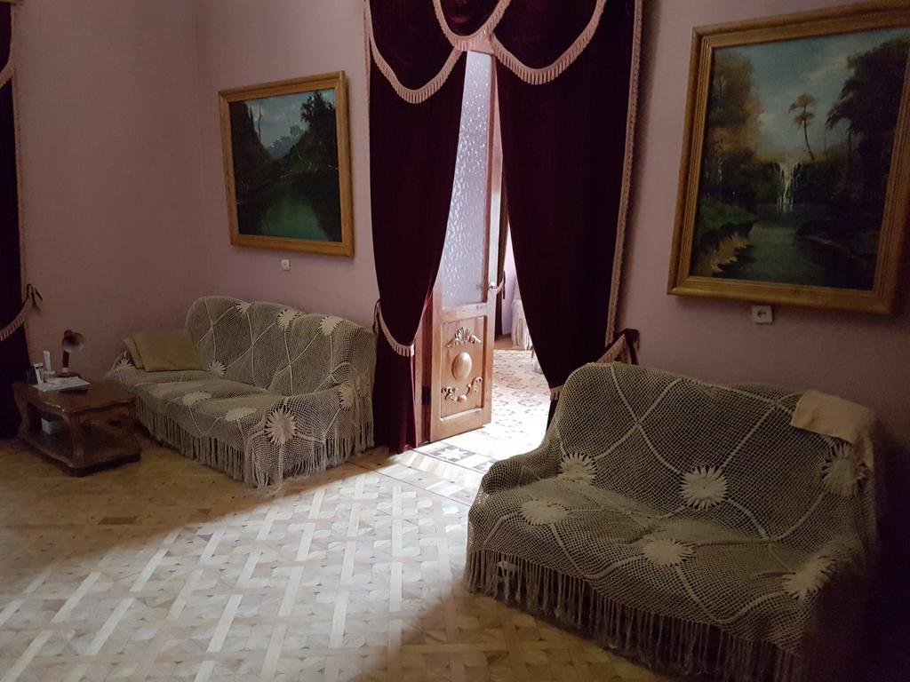 Отель Marco Polo Кутаиси Экстерьер фото