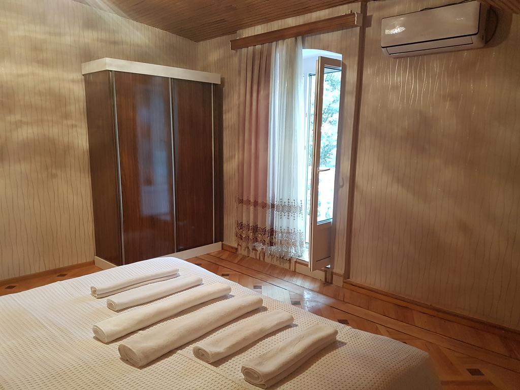 Отель Marco Polo Кутаиси Экстерьер фото