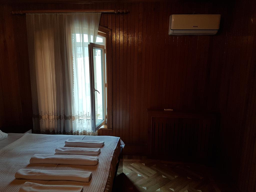 Отель Marco Polo Кутаиси Экстерьер фото